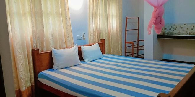Pravindi Guest Home Mirissa Room photo